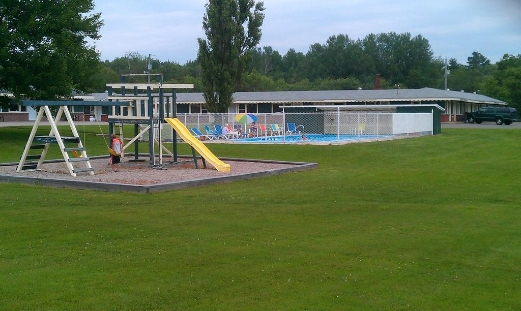 Middleton Motel & Suites Luaran gambar